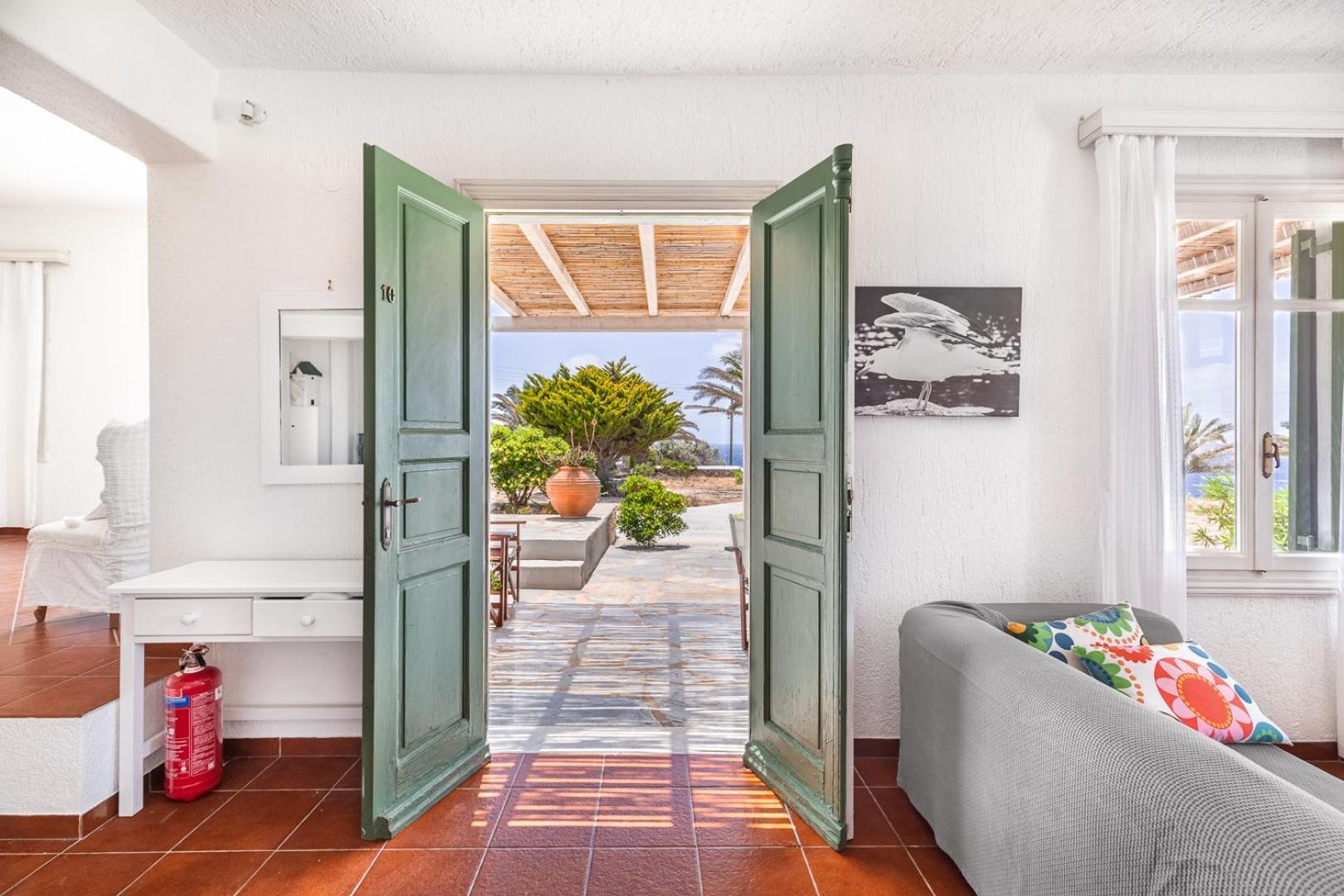 Fos Apartments Mykonos Agios Ioannis Diakoftis Экстерьер фото