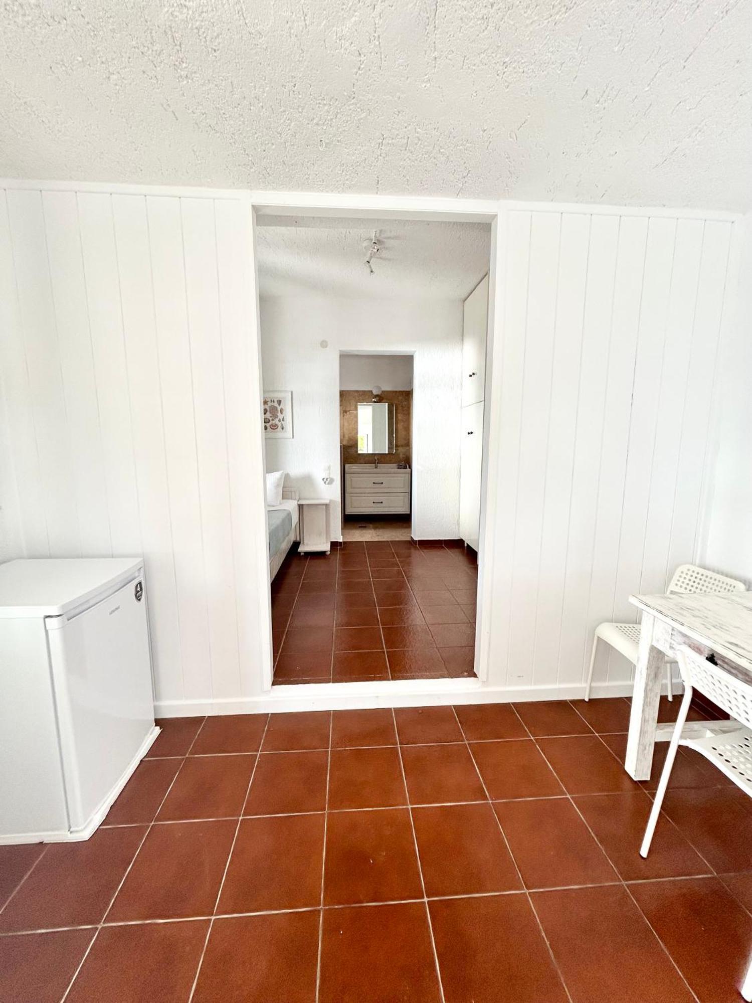 Fos Apartments Mykonos Agios Ioannis Diakoftis Номер фото